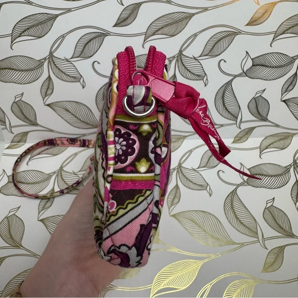 Vera Bradley Pink Floral Women's Wristlet - Picture 12 of 13